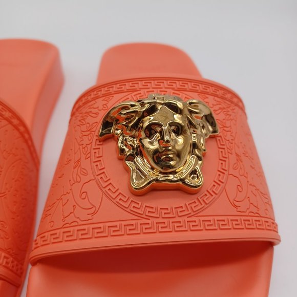Versace Medusa Rubber Pool Slides Sandals - Picture 7 of 8